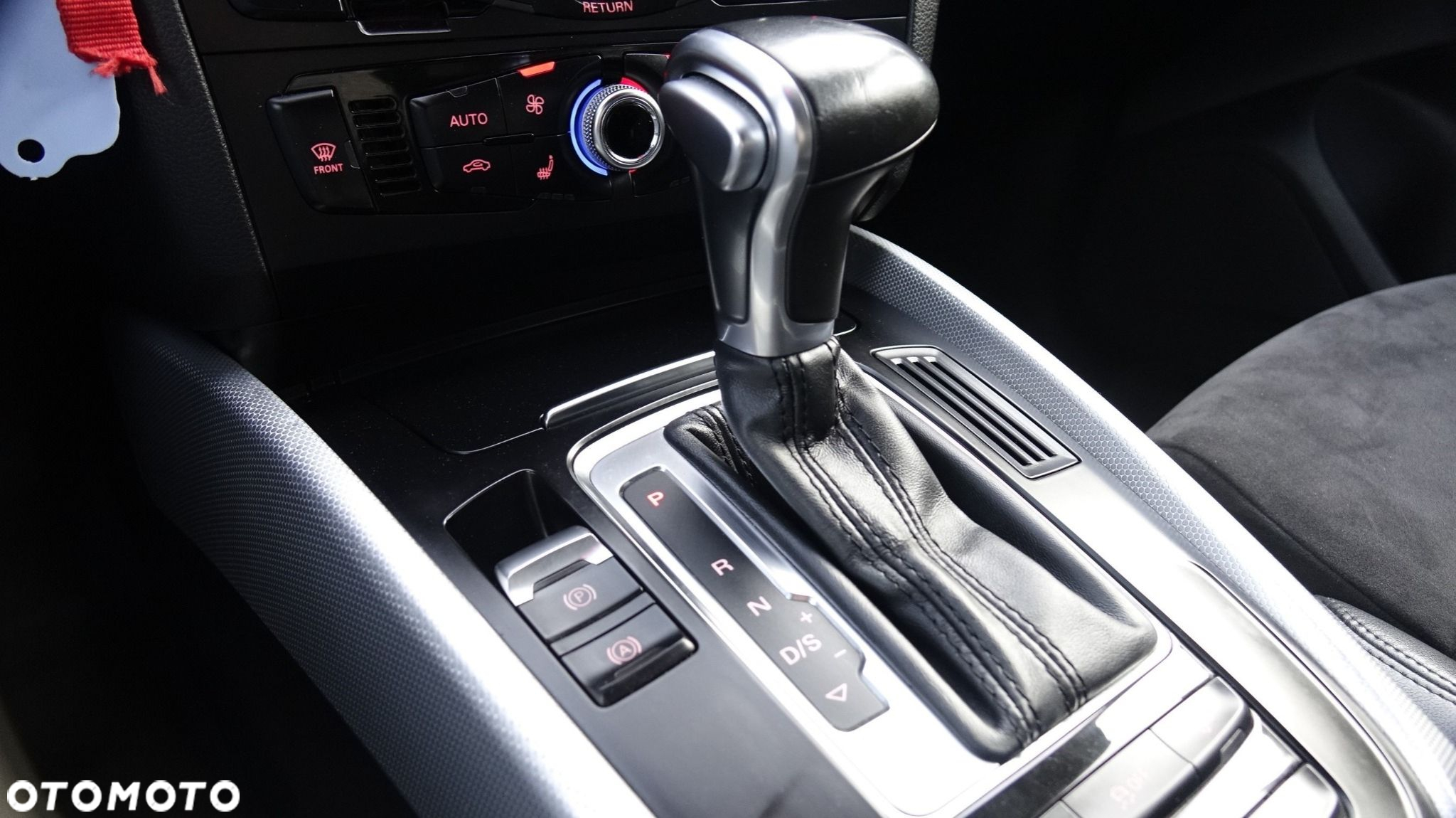 Audi Q5 2.0 TDI quattro (clean diesel) S tronic - 38