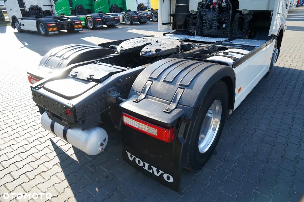 Volvo FH 500 / KLIMATYZACJA POSTOJOWA / I-SHIFT / ALUFELGI / EURO 6 - 16
