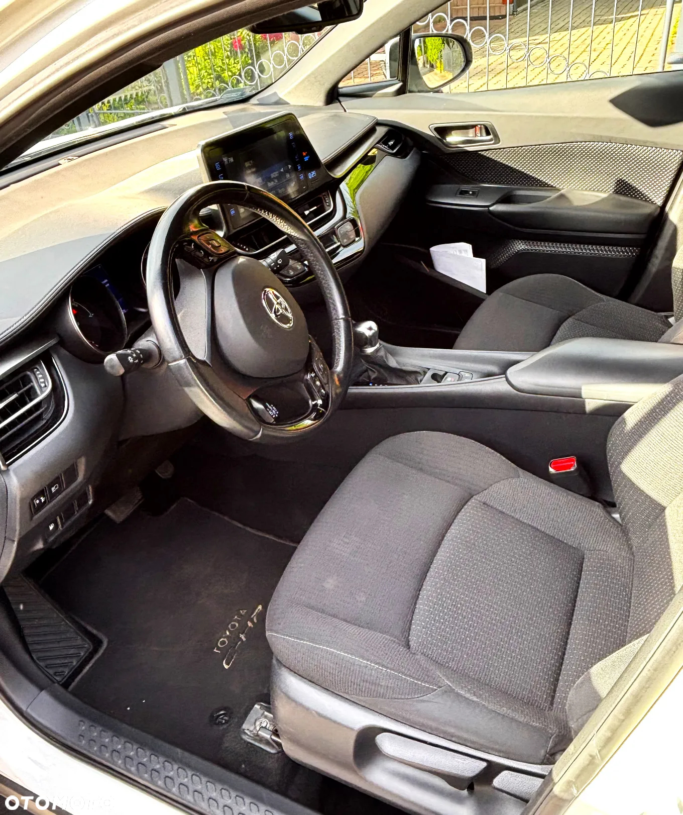 Toyota C-HR 1.8 Hybrid Comfort - 19