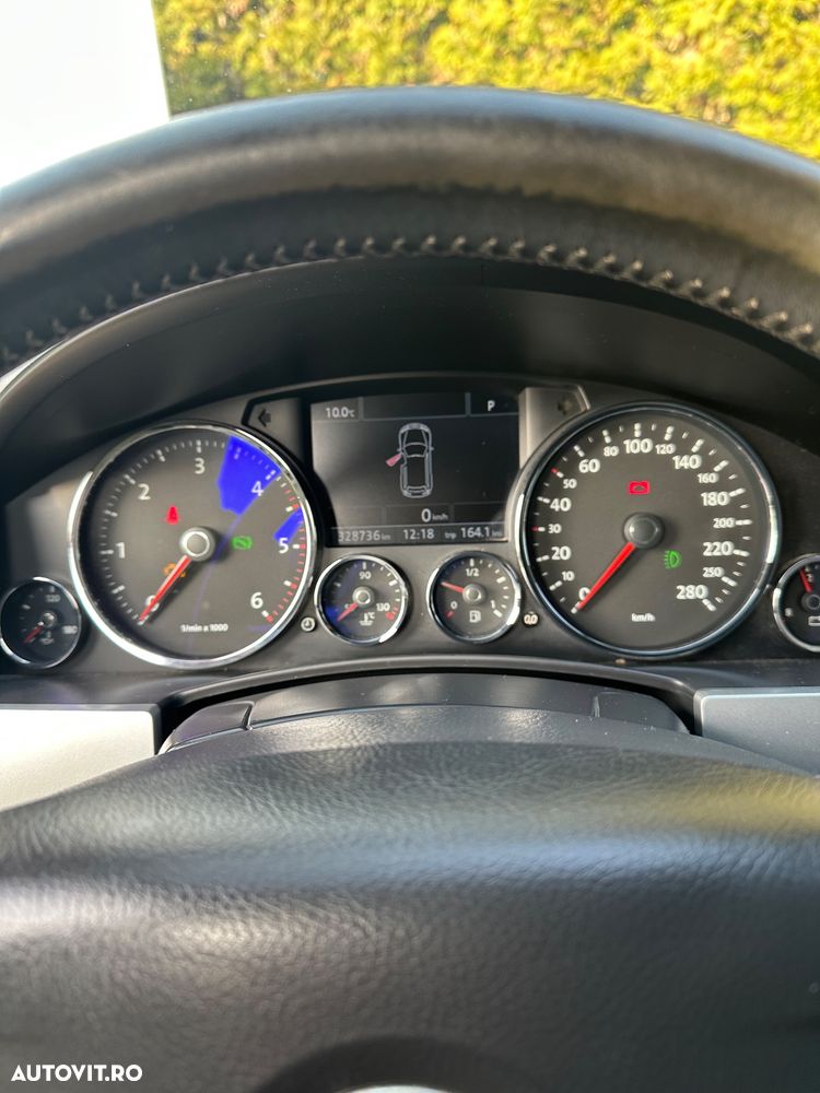 Volkswagen Touareg - 7