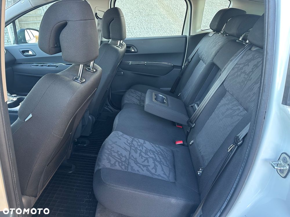 Peugeot 3008 1.6 HDi Trendy - 32