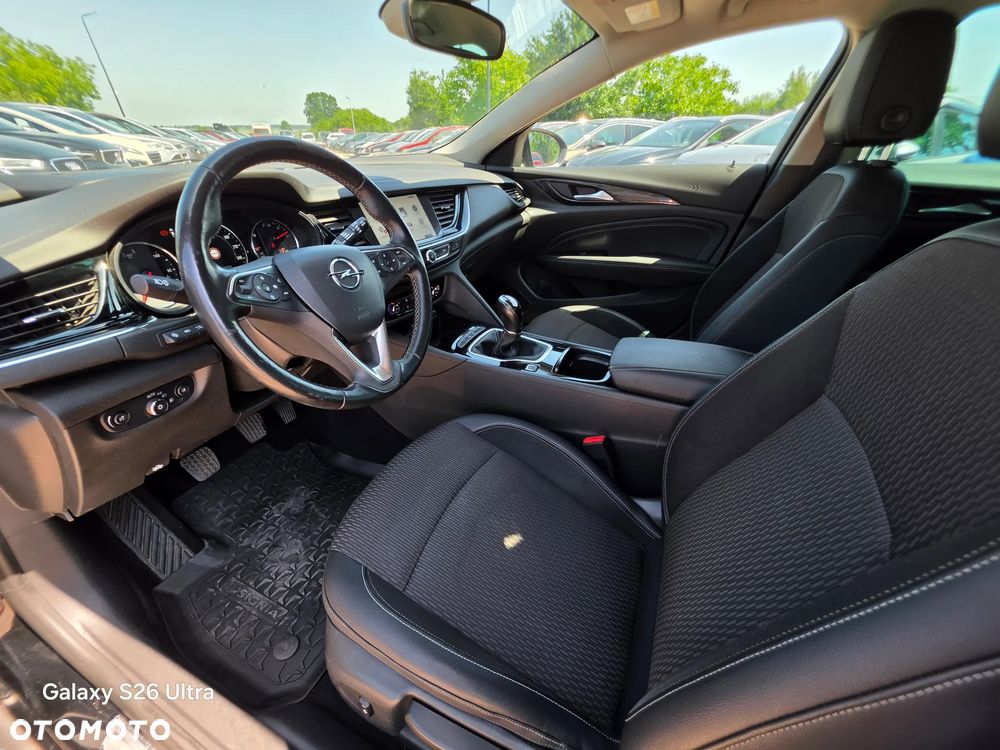 Opel Insignia - 39