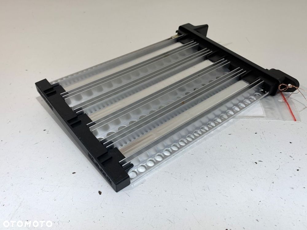 NAGRZEWNICA ELEKTRYCZNA - 199.00 PLN - VW PASSAT B8 Variant (3G5, CB5) 2014 - 2022 2.0 TDI 4motion - 2