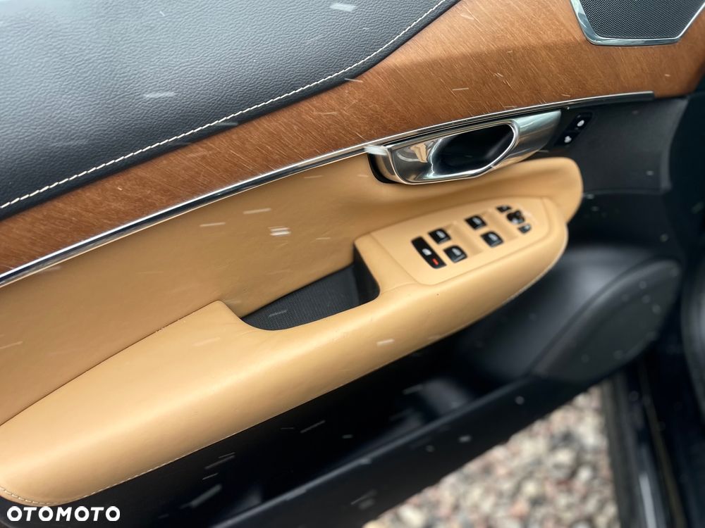 Volvo XC 90 T6 AWD Geartronic Inscription - 21