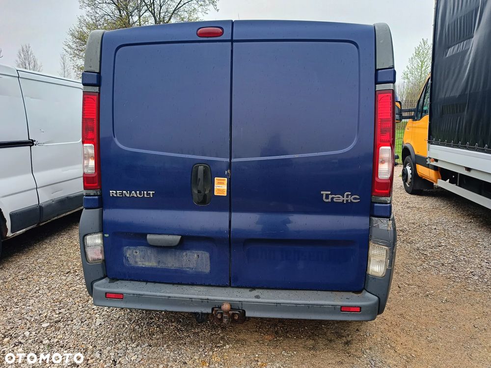 Renault Trafic - 8