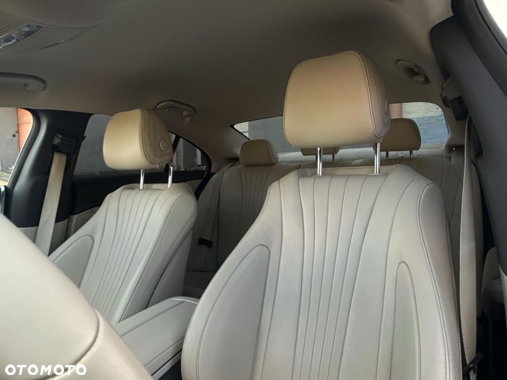 Mercedes-Benz CLS - 12