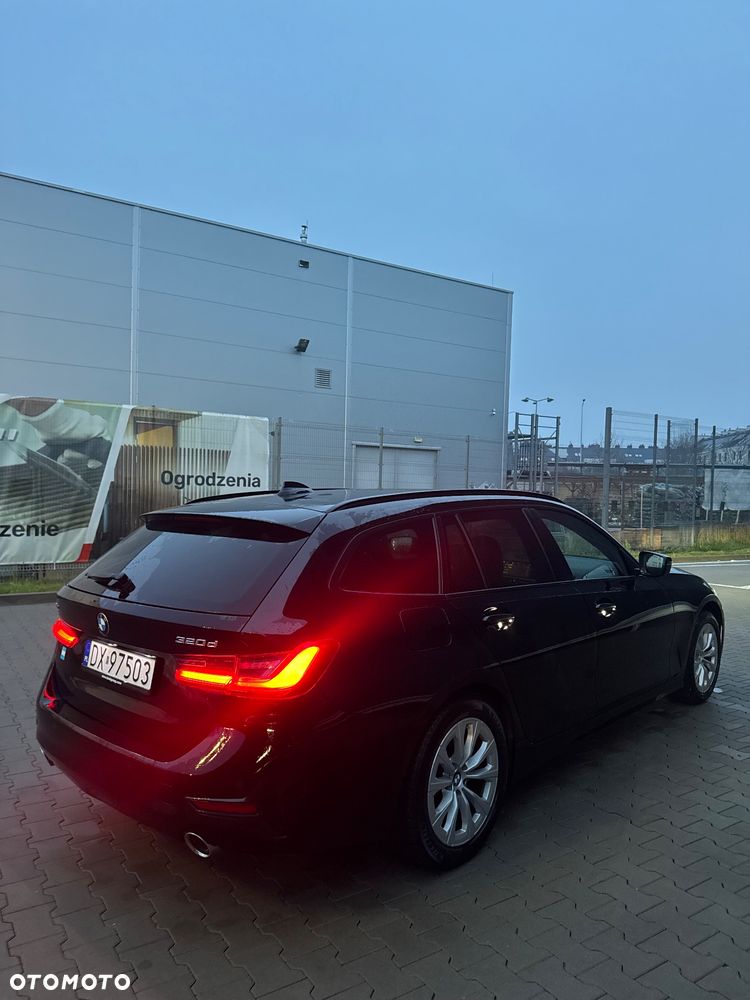 BMW Seria 3 320d xDrive Sport Line Shadow - 6