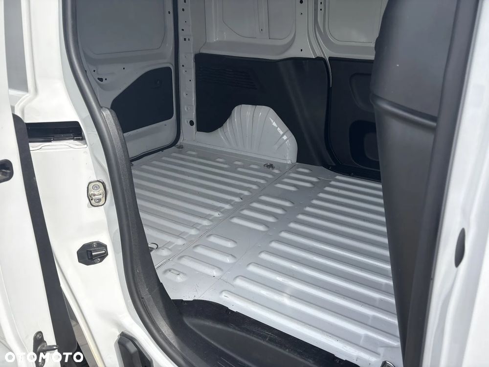 Toyota 1.5 D-4D STANDARD 2,0T ACTIVE - 13
