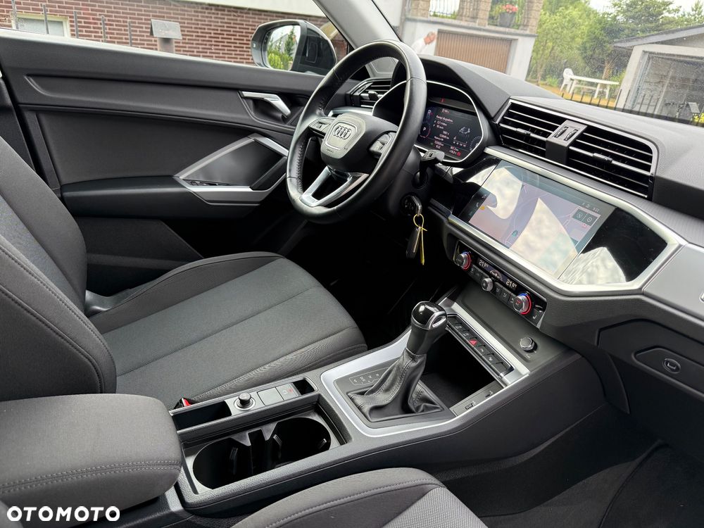 Audi Q3 2.0 TDI S tronic - 25