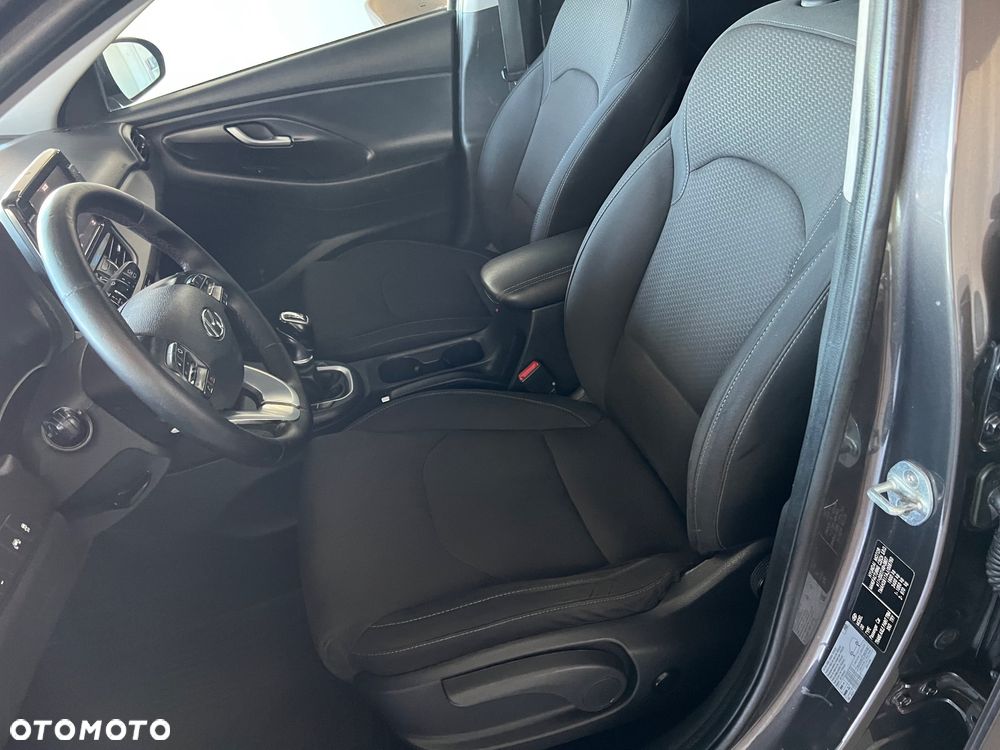 Hyundai i30 - 11