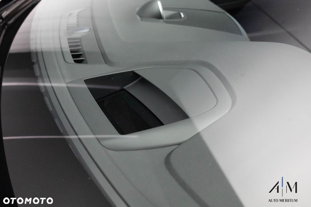 Volvo XC 60 B4 D AWD Ultimate Dark - 35