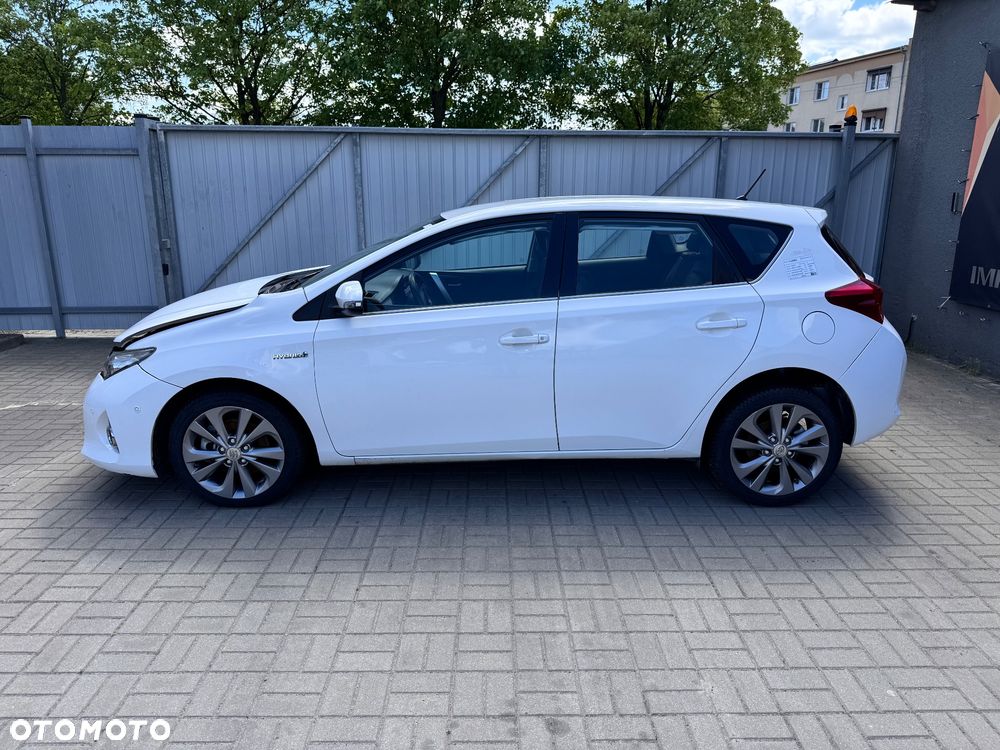 Toyota Auris - 2