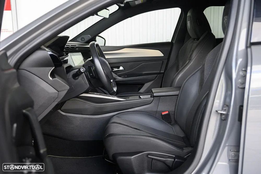 Peugeot 308 1.6 Hybrid GT e-EAT8 - 58