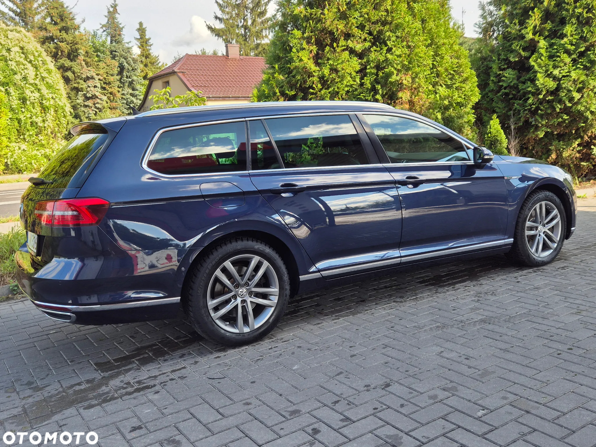 Volkswagen Passat 2.0 TDI 4Mot R-Line Edition DSG - 11