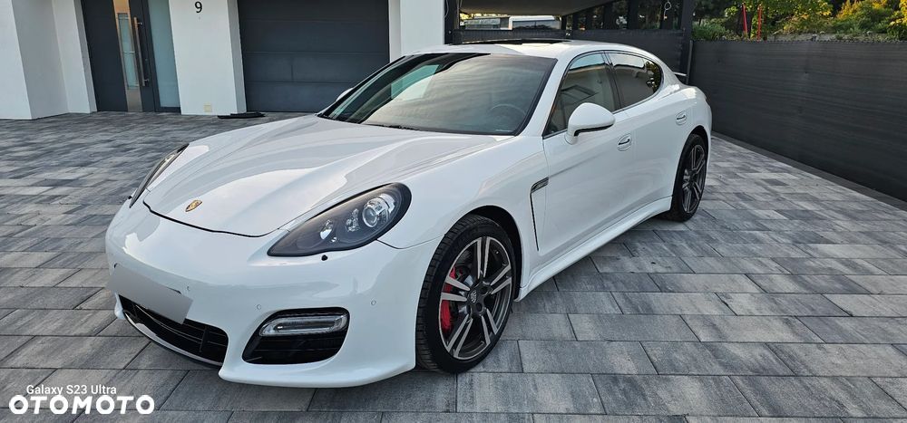 Porsche Panamera Turbo - 4