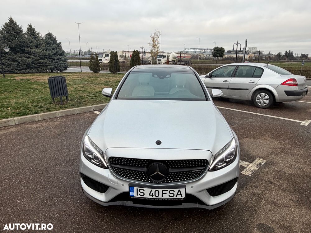 Mercedes-Benz C 400 4Matic T 7G-TRONIC AMG Line - 2