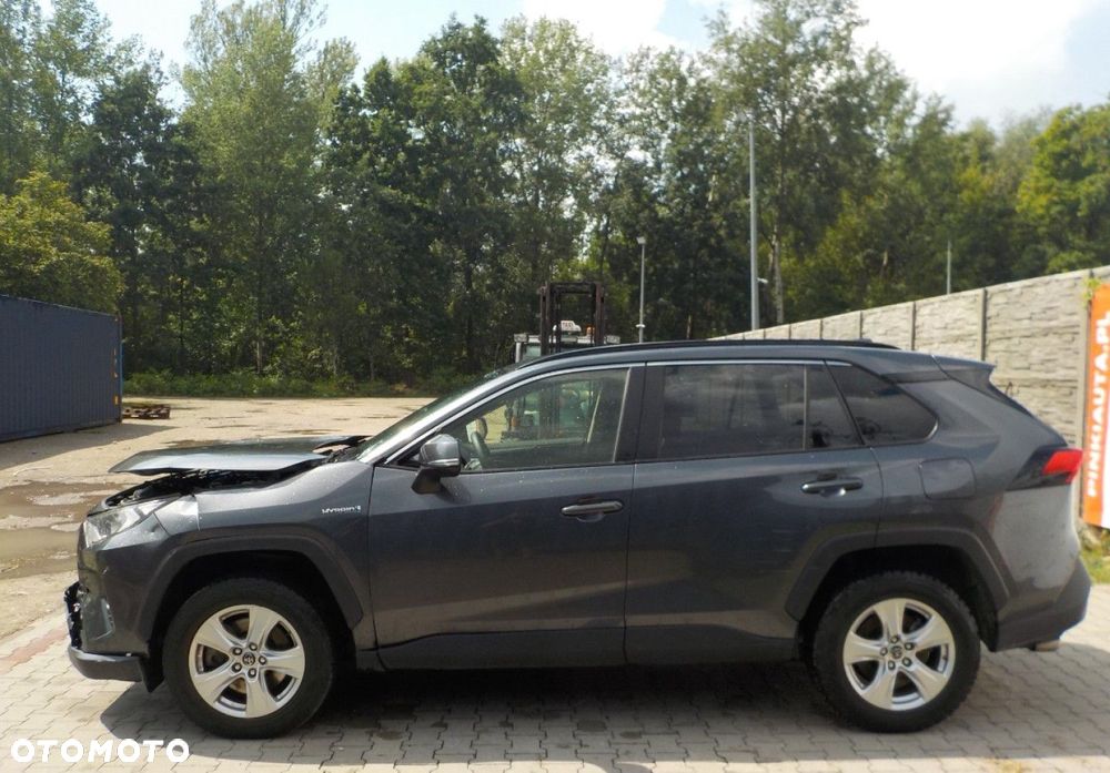 Toyota RAV4 - 7