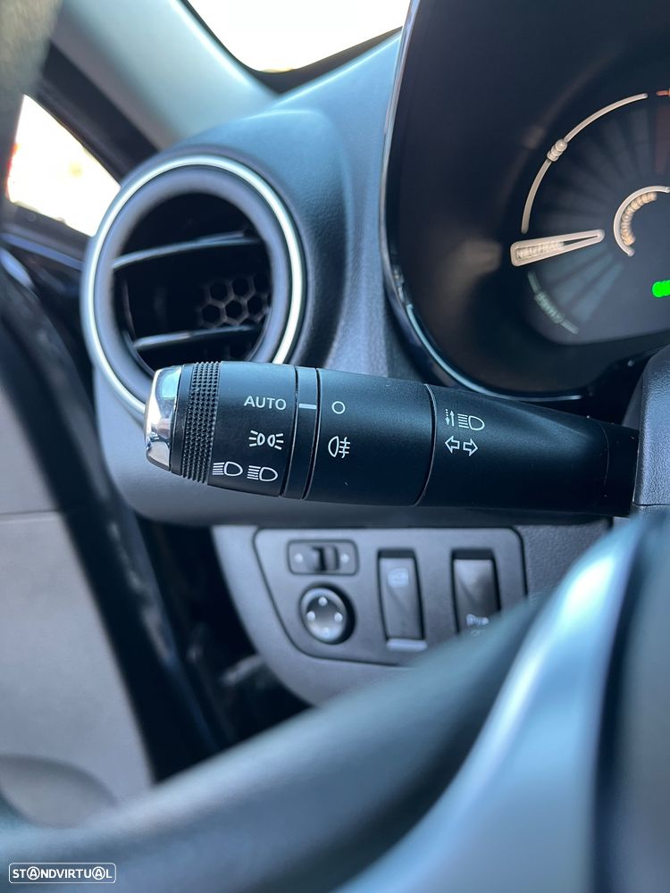 Dacia Spring Comfort Plus - 11