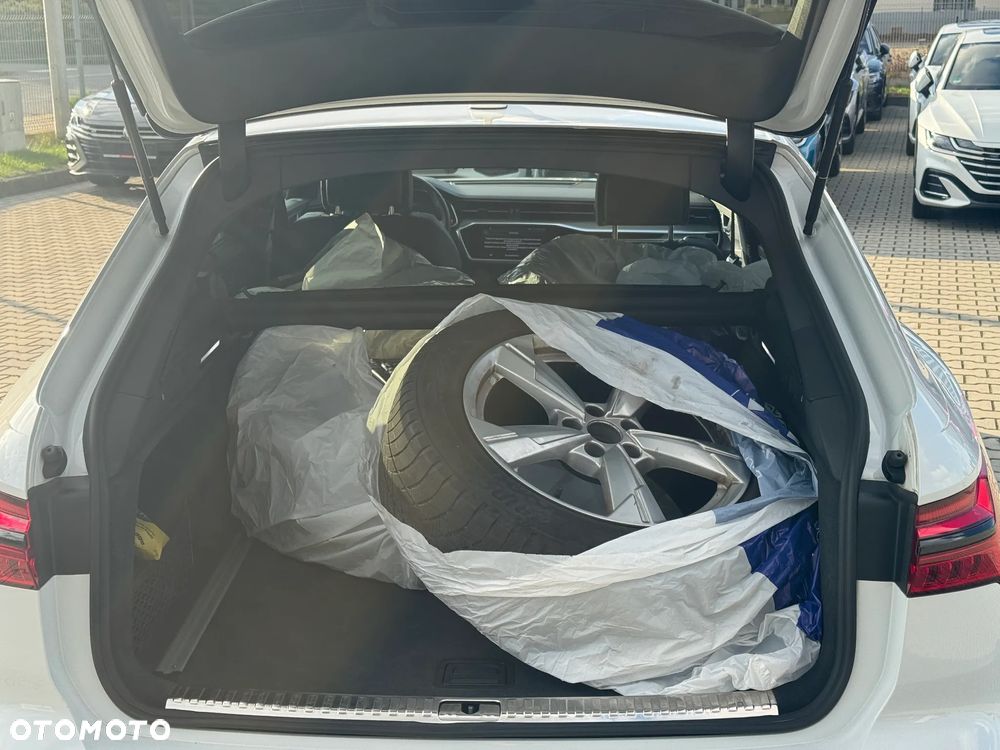 Audi A6 - 6