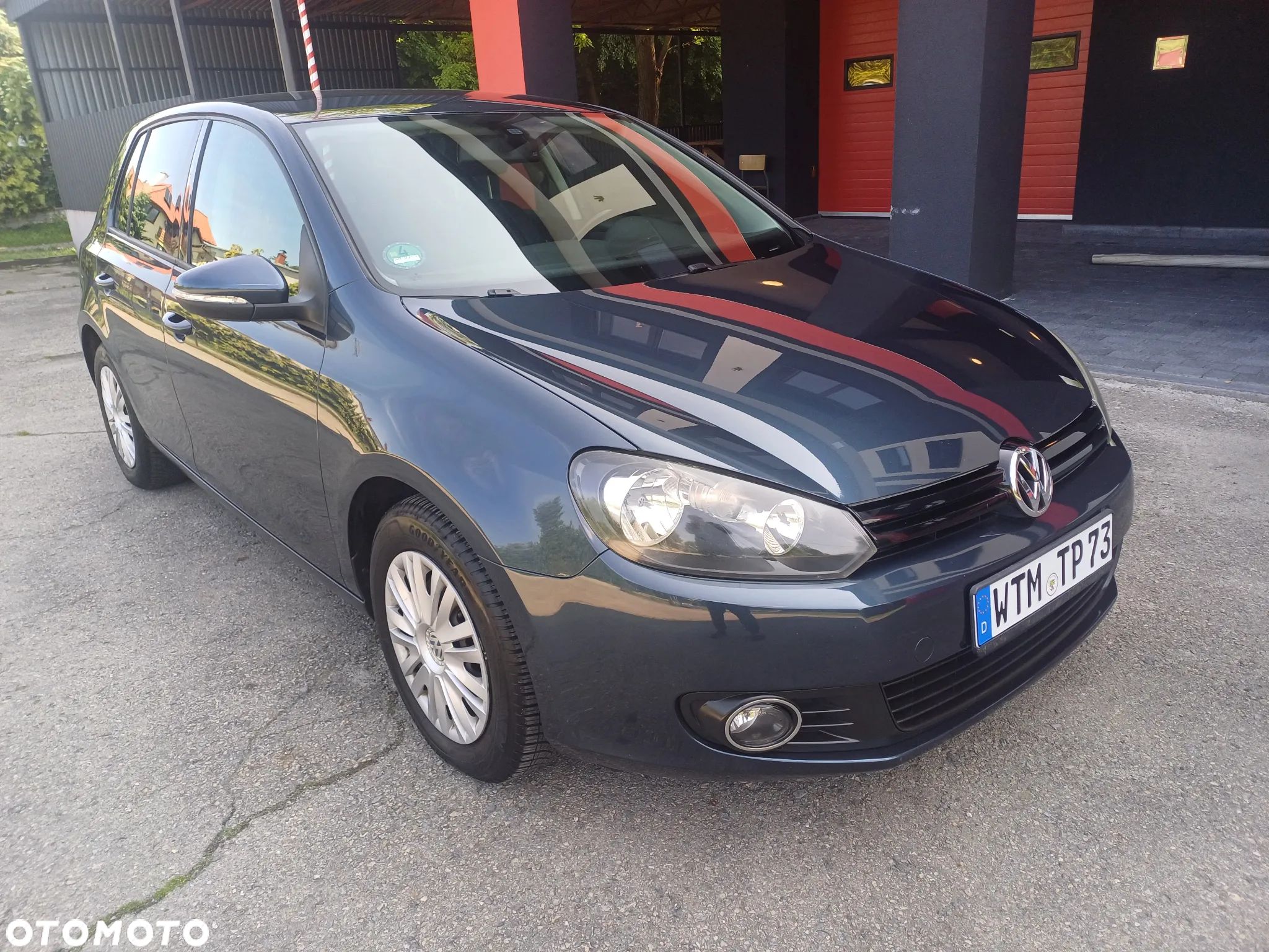 Volkswagen Golf 1.6 Trendline - 1