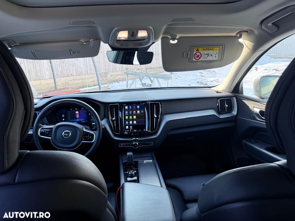 Volvo XC 60 B4 D Plus Dark - 9
