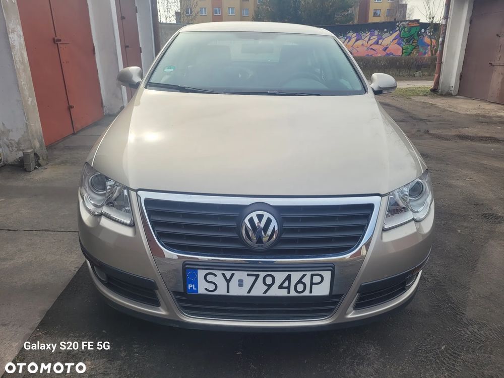 Volkswagen Passat 1.9 TDI DPF Individual Chrom - 1