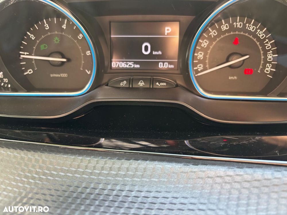 Peugeot 2008 1.2 PureTech Turbo EAT6 S&S GT-Line - 1