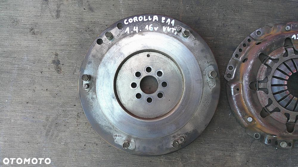 TOYOTA COROLLA E11 1.4 16V SPRZĘGŁO DOCISK KOŁO ZAMACHOWE - 2
