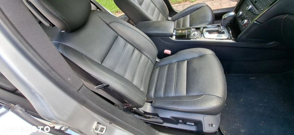 Renault Latitude 3.0 V6 dCi Initiale - 32