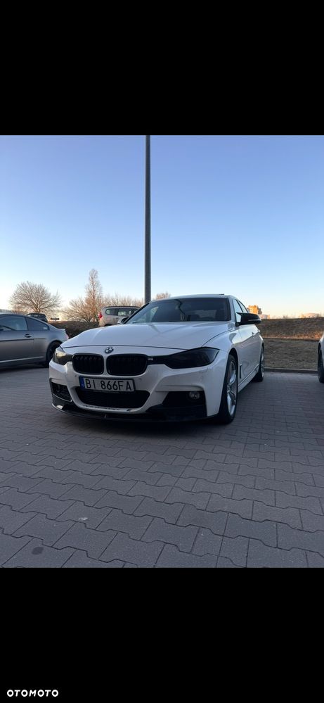 BMW Seria 3 328i xDrive Sport-Aut Sport Line - 3