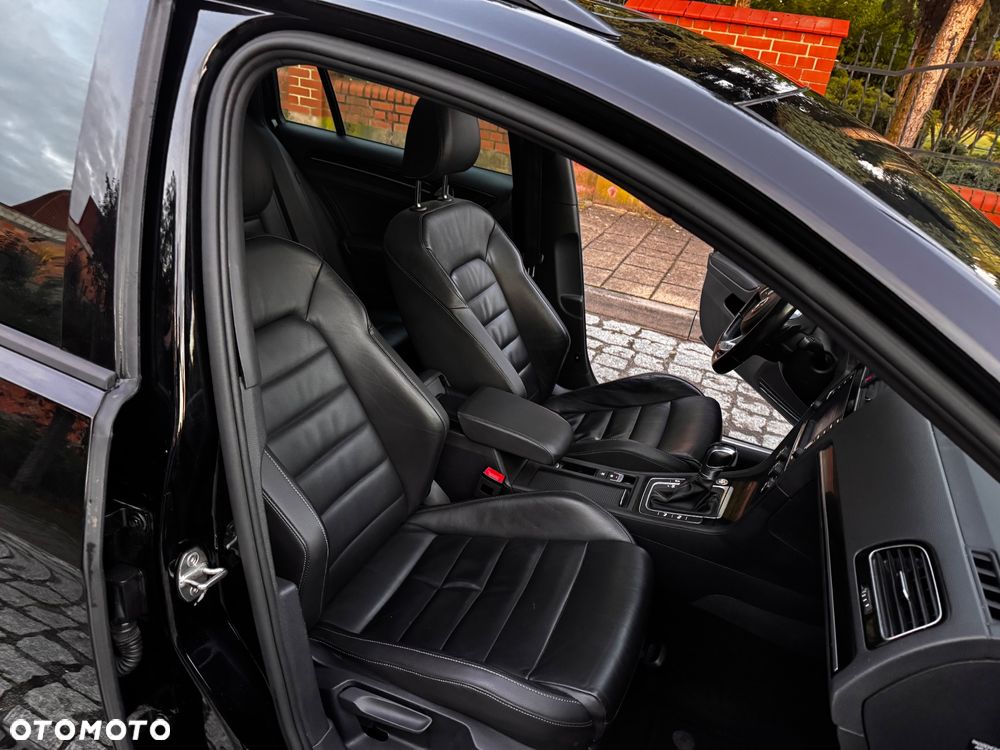Volkswagen Golf - 9