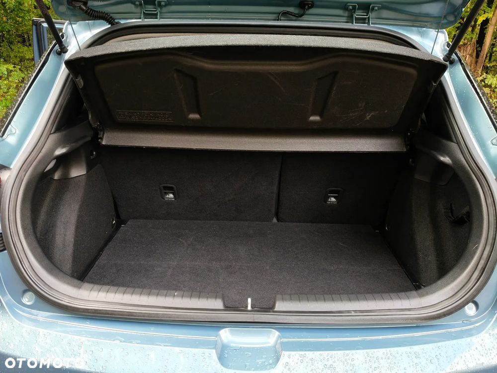 Hyundai i20 blue 1.2 Select - 15