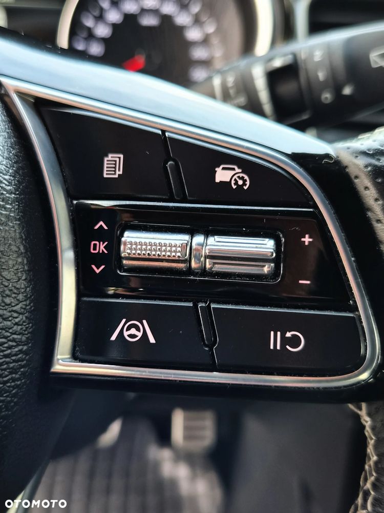 Kia ProCeed 1.5 T-GDI OPF GT LINE - 17