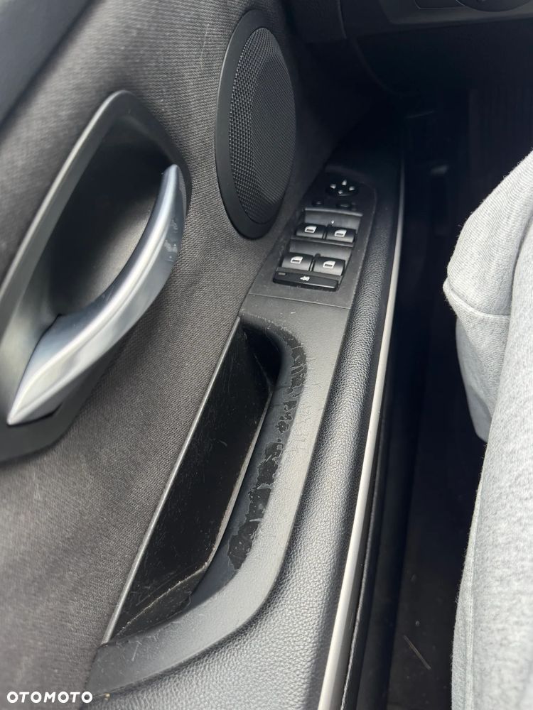BMW Seria 3 320i - 7