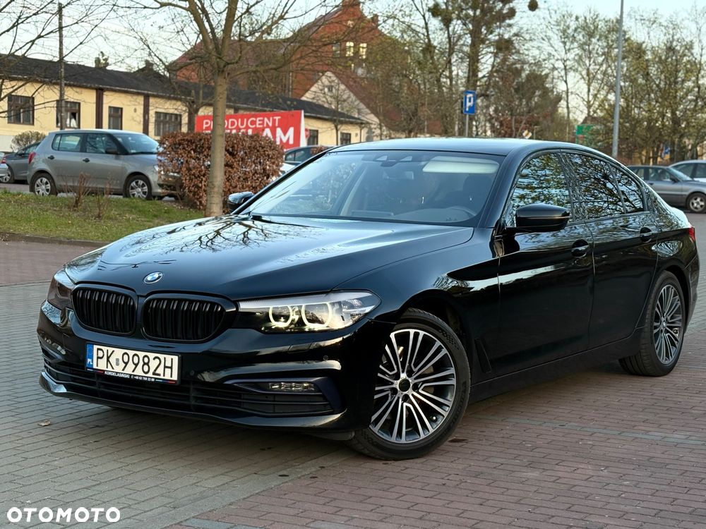 BMW Seria 5 520d Sport Line - 3