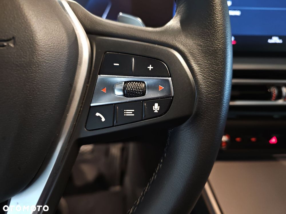 BMW Seria 3 318i Sport Line - 14