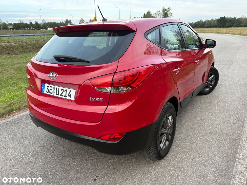 Hyundai ix35 1.6 2WD Fifa World Cup Edition - 8