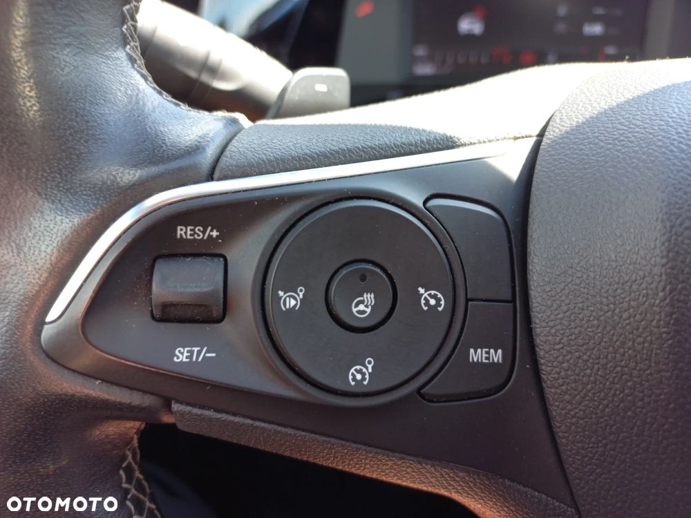 Opel Grandland 1.2 T GS S&S - 21