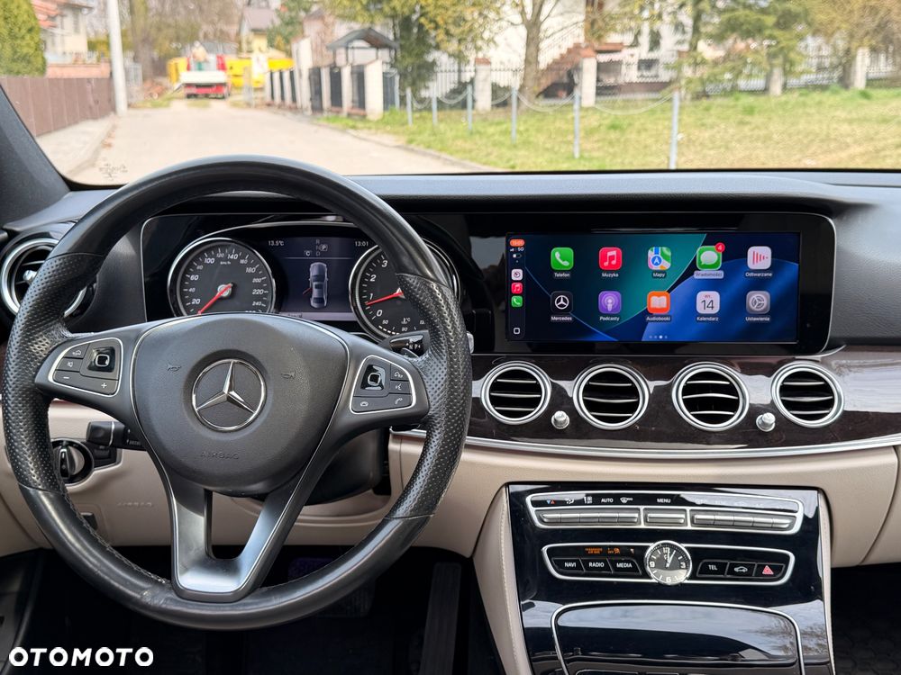 Mercedes-Benz Klasa E 300 9G-TRONIC AMG Line - 15