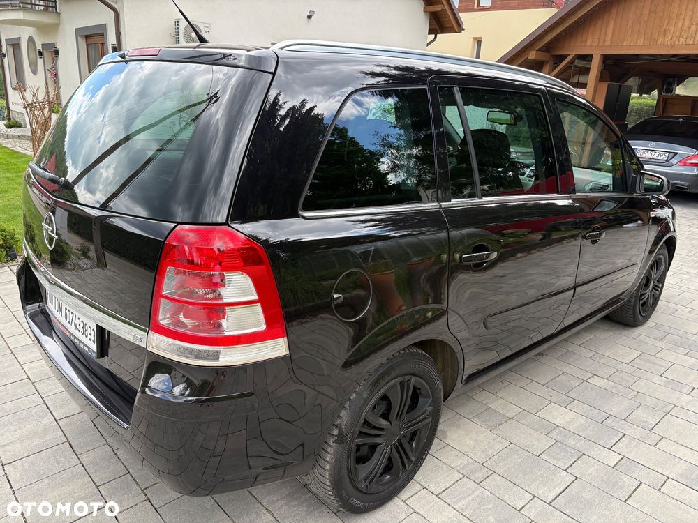 Opel Zafira 1.8 Family - 14