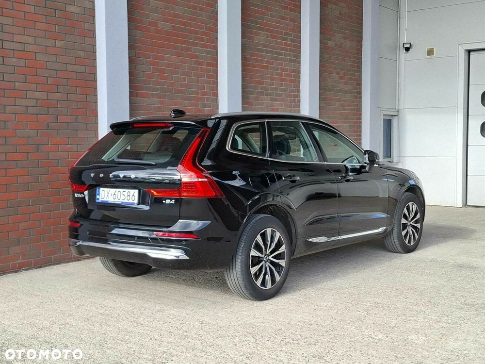 Volvo XC 60 - 4