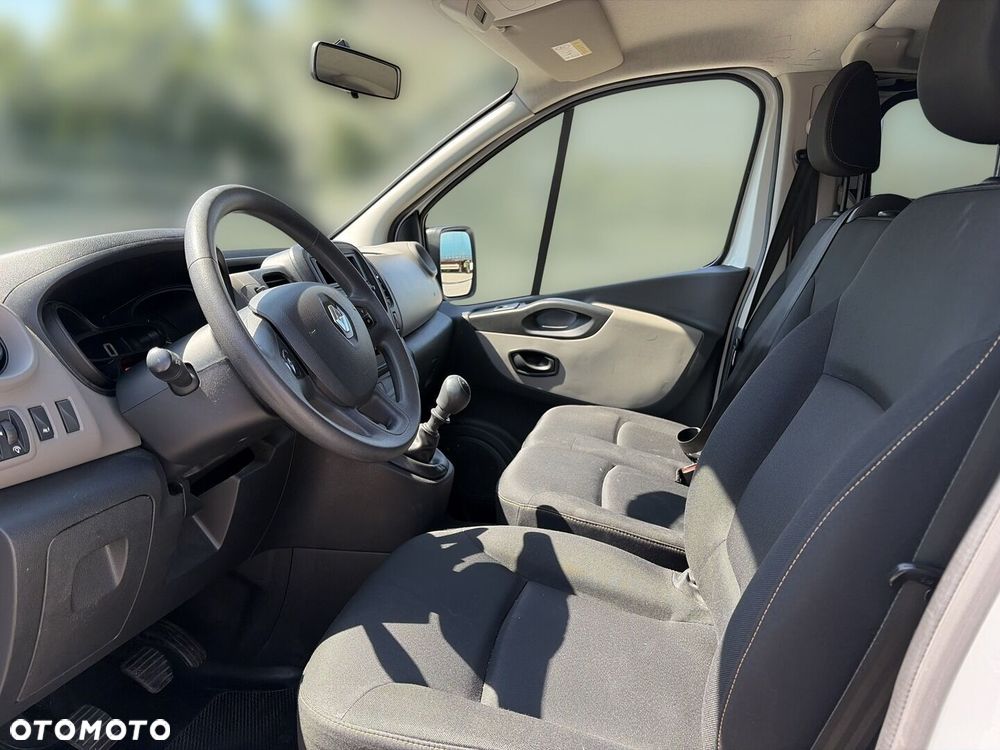 Renault Trafic - 14