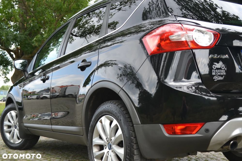 Ford Kuga 2.0 TDCi 2x4 Titanium - 10