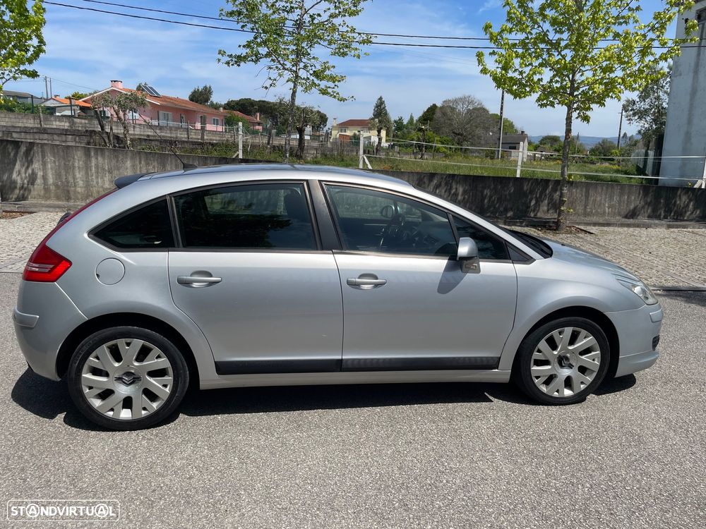 Citroën C4 1.6 HDi 110 VTR Pack - 12