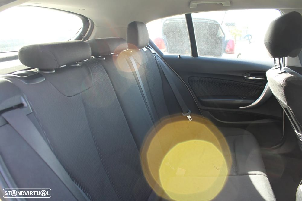 BMW X1 16 d sDrive - 23