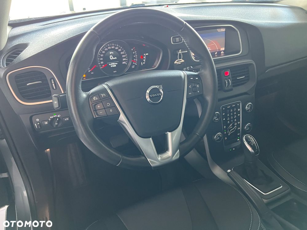 Volvo V40 - 13