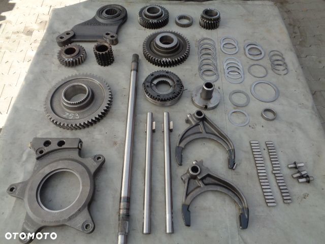 Części skrzynia biegów tylny most McCormick MTX ZTX XTX XTX185 XTX200 XTX215 - 1