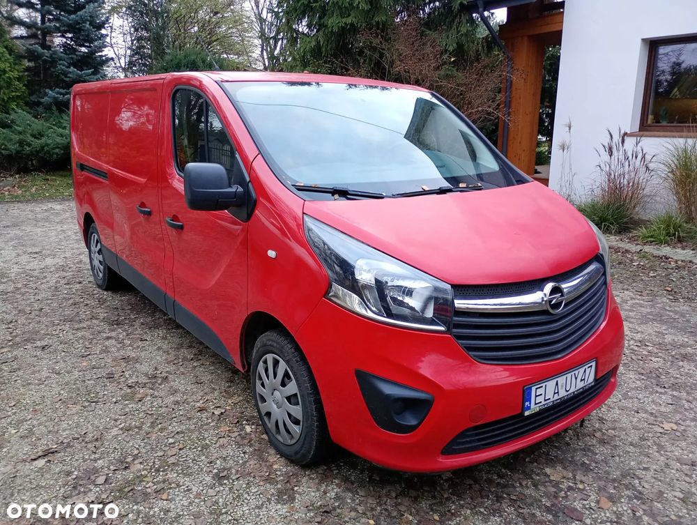 Opel Vivaro - 1