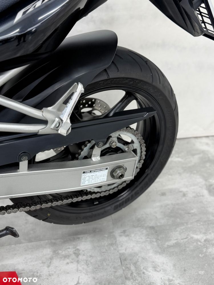 Yamaha FZ6 - 22