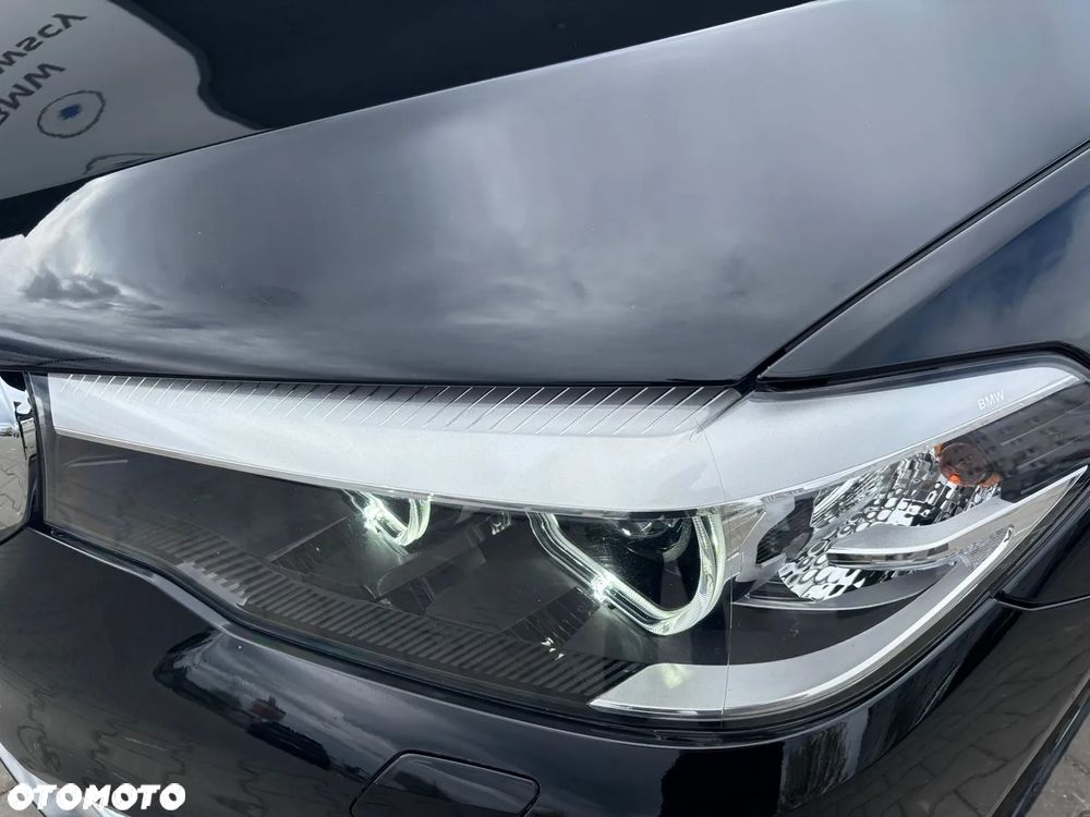 BMW Seria 5 520d Luxury Line - 25